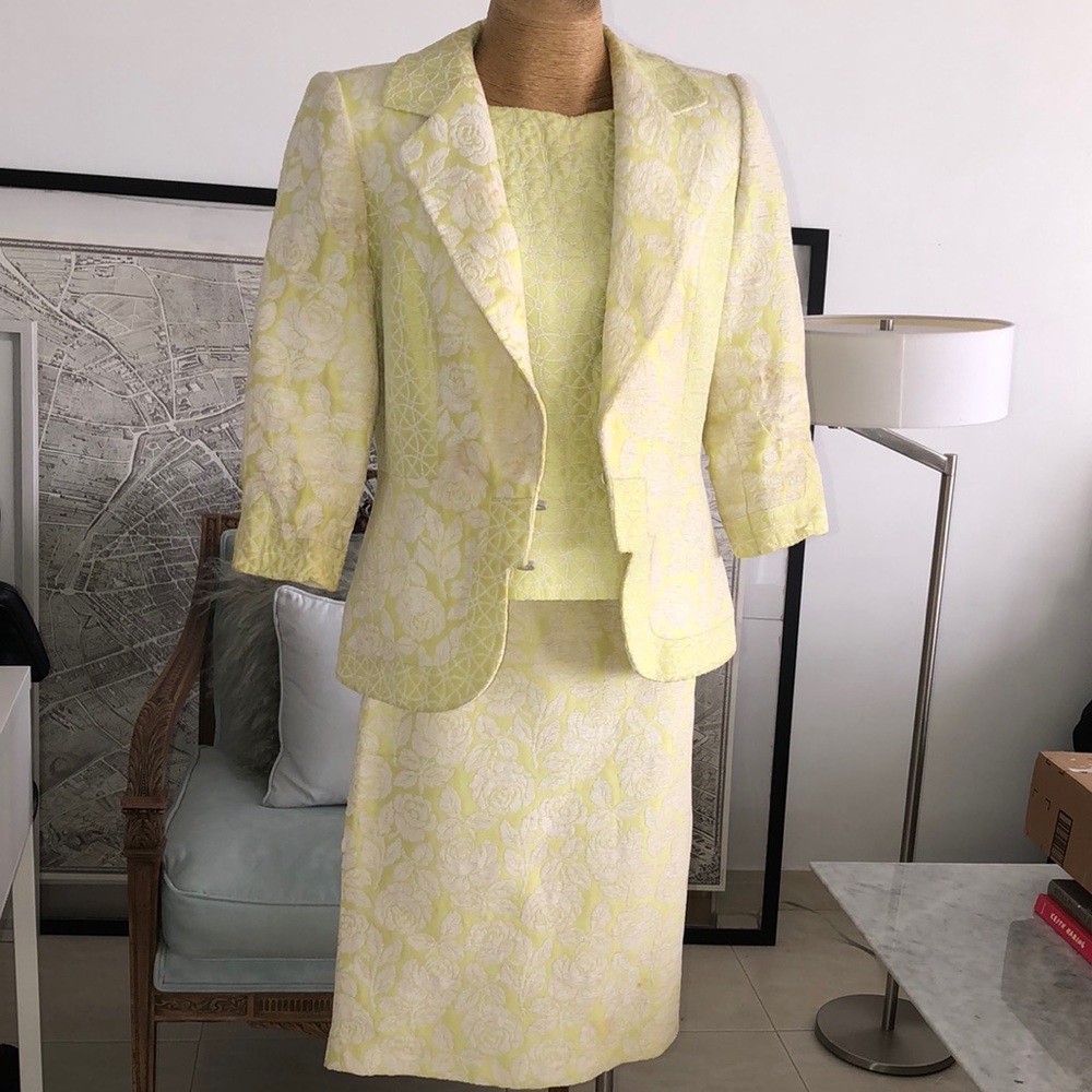 RUTY Paris 3 Pieces blazer, skirt and top